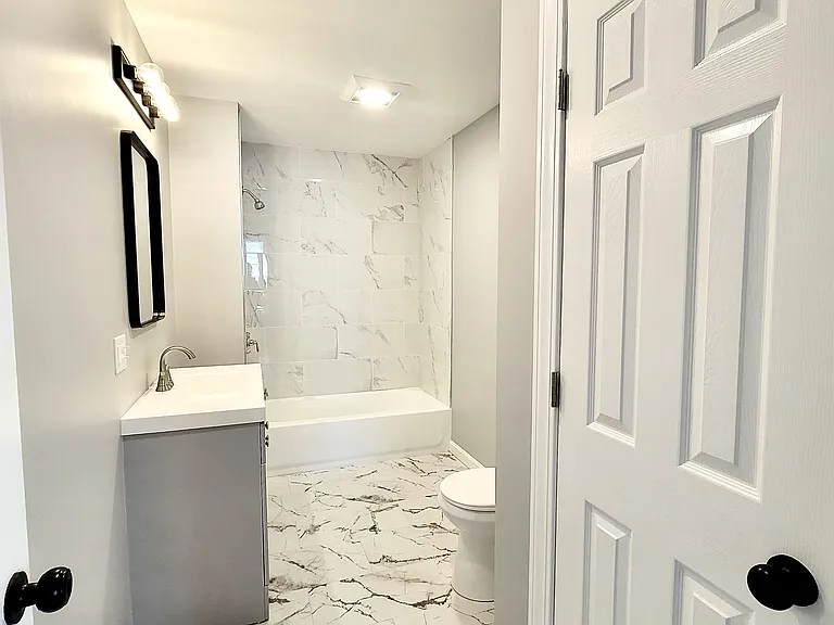 121 Lowden St #2 — Photo 6
