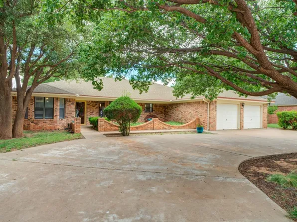 1309 Raleigh St, Slaton, TX 79364