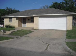 220 C St NW, Ardmore, OK 73401