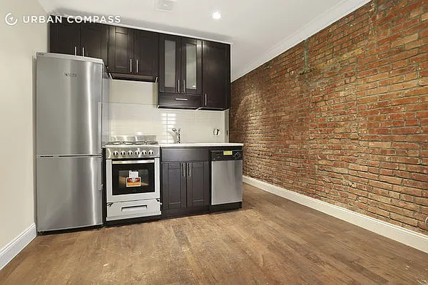 Rented by Compass | media 23