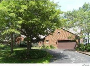19860 Frazier Dr, Rocky River, OH
