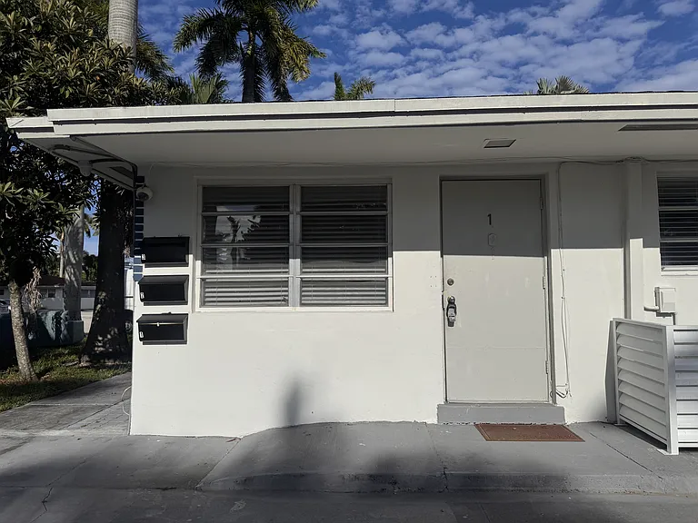 4140 SW 24th Ct #1 — Photo 15