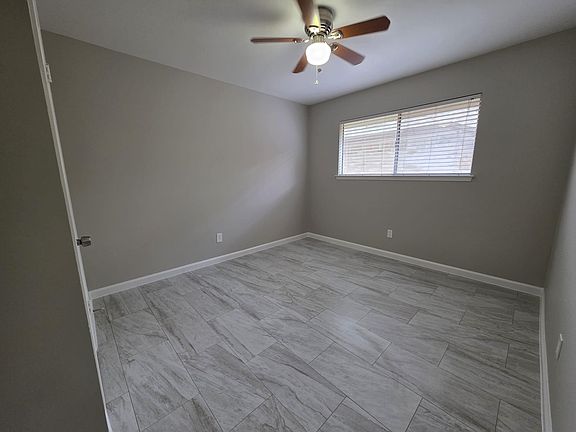 5th image of 6607 Pouter Dr