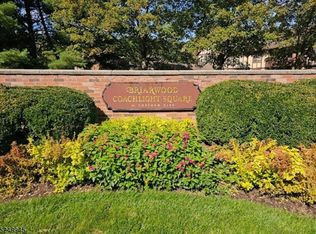 2 Avon Ct #2D, Chatham, NJ 07928