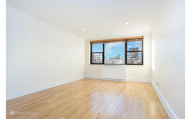 Rented by Douglas Elliman | media 29