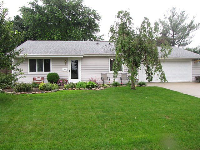 1st image of 994 Colonial Ave