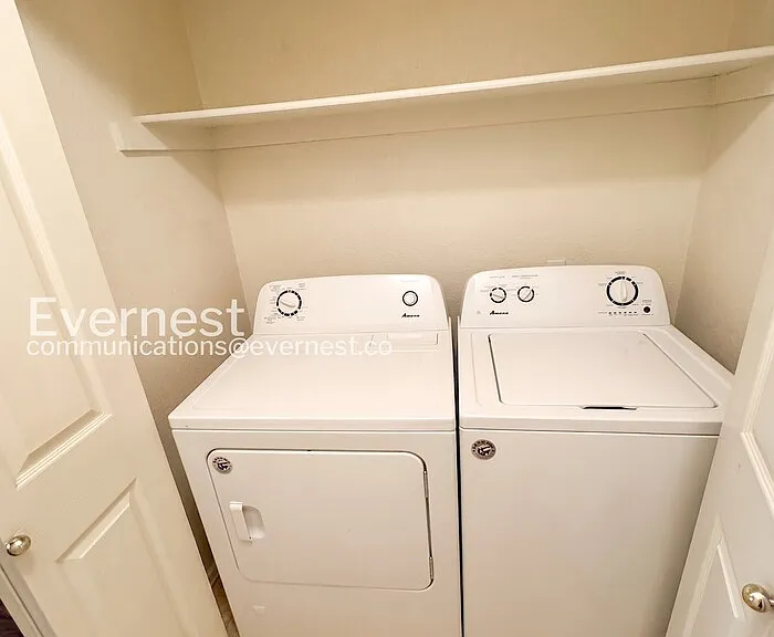 10545 Ashwood Ct — Photo 14