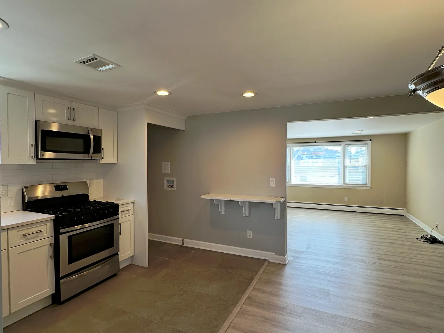 2 bed, $2,350 — Photo 3