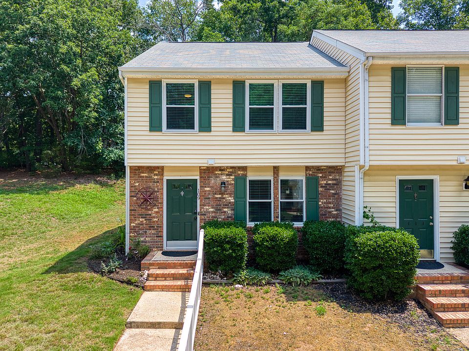 1st image of 109 Luxon Pl
