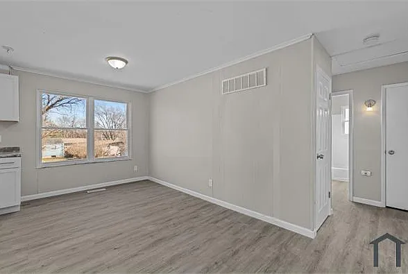 10432 Royal Dr — Photo 7