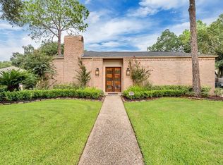 11914 Ashmead Dr, Houston, TX 77077