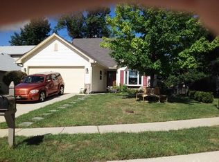 828 Charter Woods Dr, Indianapolis, IN