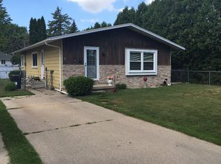 215 Harvard St, Bay City, MI 48708