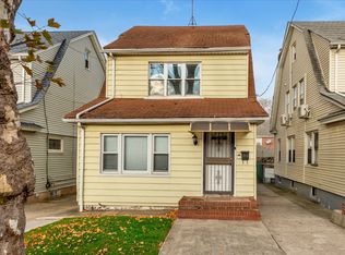 70-15 Manse St, Forest Hills, NY 11375