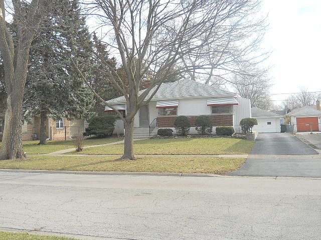 1st image of 4955 N Odell Ave