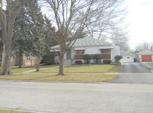 4955 N Odell Ave, Harwood Heights, IL 60706