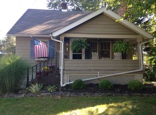 824 Falls Ave, Cuyahoga Falls, OH