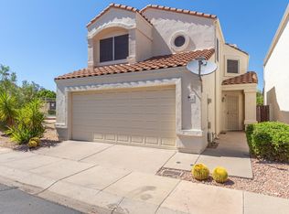 2328 E Gelding Dr, Phoenix, AZ 85022
