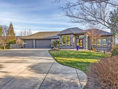 3730 Old Cherry Ln, Medford, OR, 97504