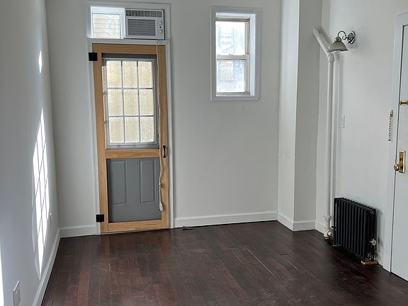 4th image of 150 Norman Ave APT 1L