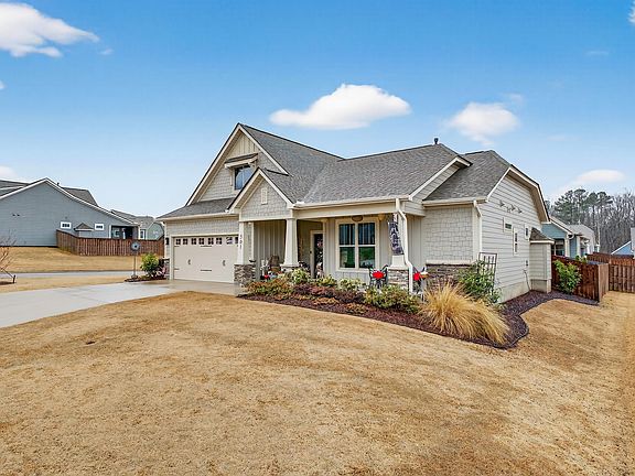 3rd image of 501 Wynstone Pl