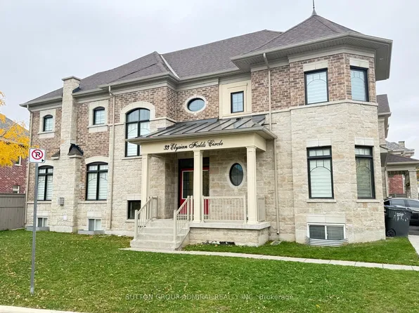 33 Elysian Fields Cir, Brampton, ON L6Y 6E8