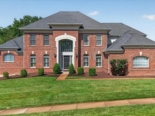 343 Pine Bend Dr, Chesterfield, MO 63005