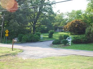 1006 Carman Rd, Ballwin, MO 63021