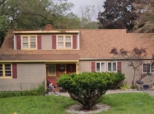 544 Nottingham Rd, Syracuse, NY 13210