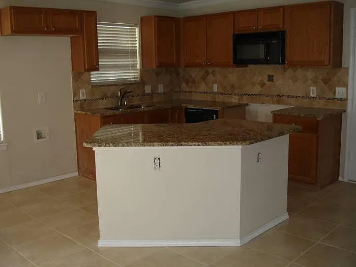2804 Granite Ave — Photo 8