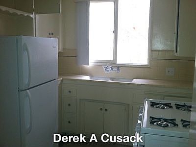 2nd image of 628 S Ardmore Ave APT 11