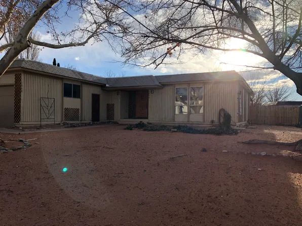 1048 Grandview St, Page, AZ 86040