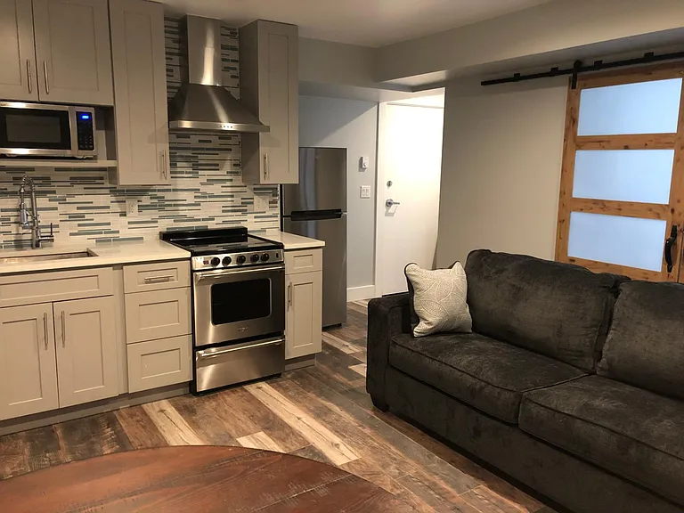 Summit Dr — Photo 5