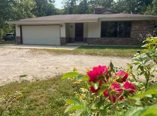 27739 Homestead Rd, Waterford, WI 53185