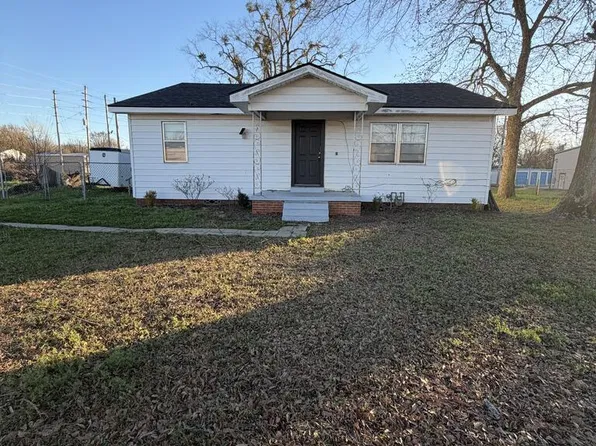 103 W Thomas St, Atlanta, TX 75551