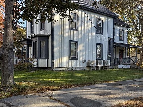 4th image of 15 Veazey St