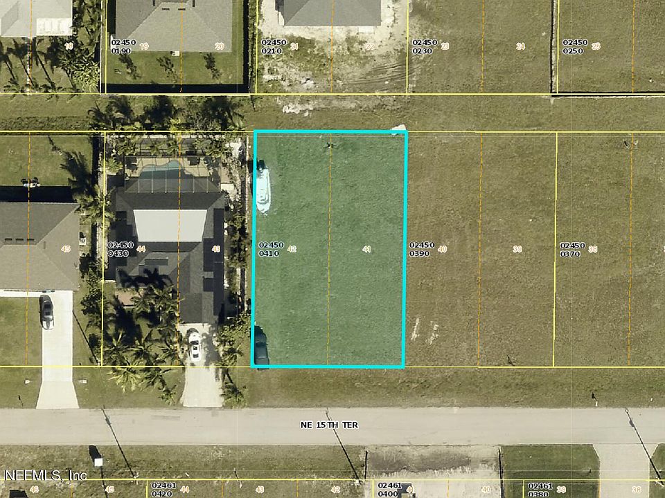 1st image of 211 NE 15TH Terrace