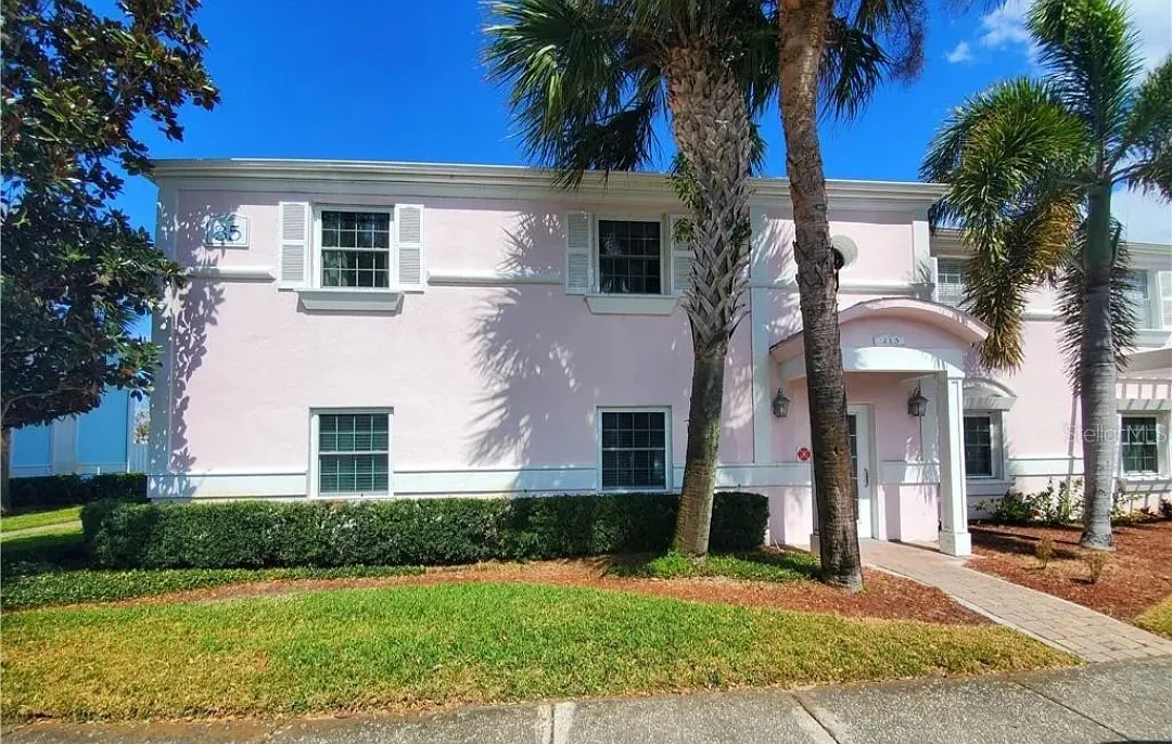 213 Seahorse Dr SE — Photo 2