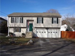 261 Division St, Ansonia, CT 06401