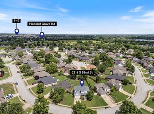 5213 S 62nd St, Rogers, AR 72758