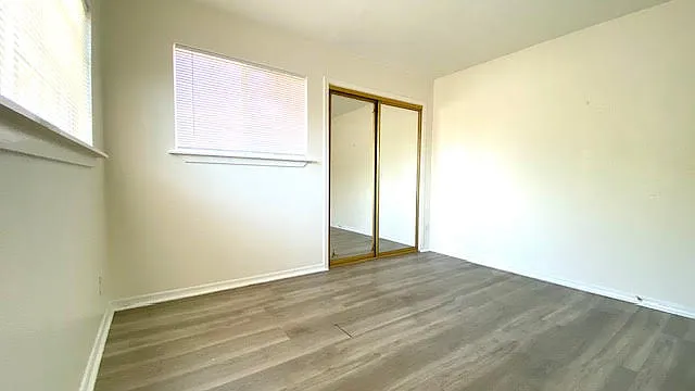 363 Orchard Ave — Photo 8