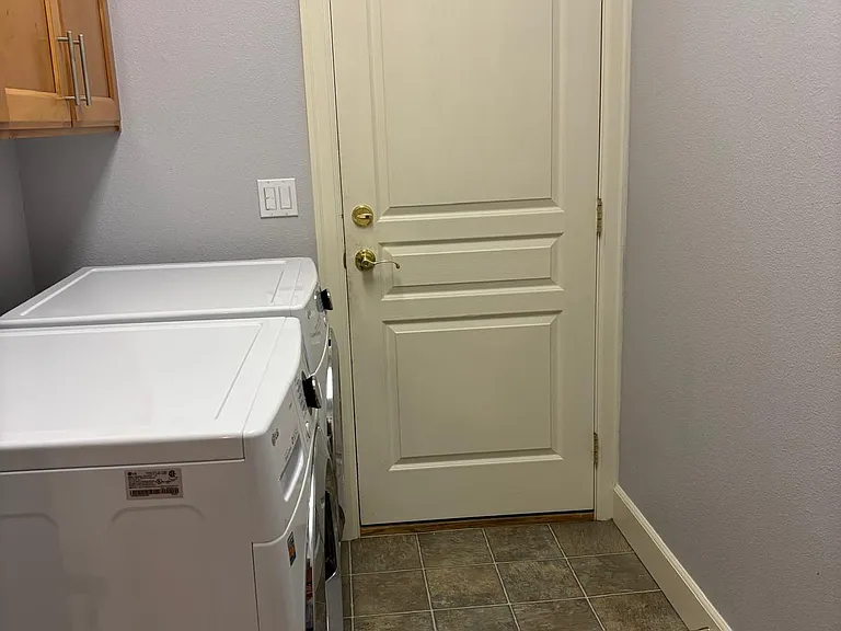 19314 SW Laurelhurst Way — Photo 7