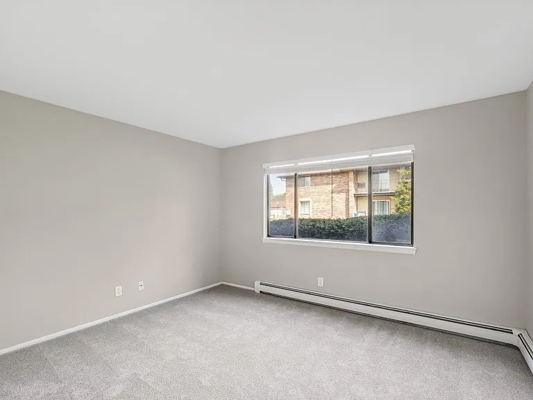 Norhardt Apartments — Photo 9