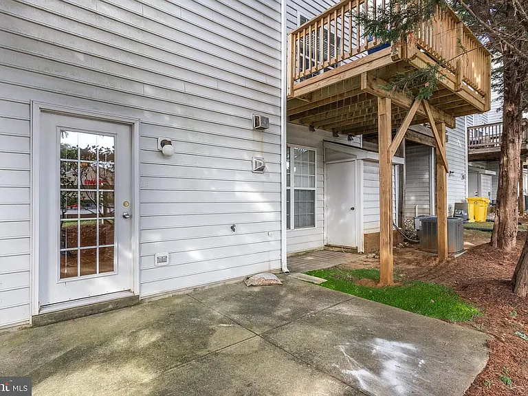 39 Harbour Heights Dr — Photo 36