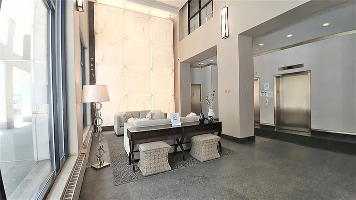 Rented by Sotheby's International Realty | media 18