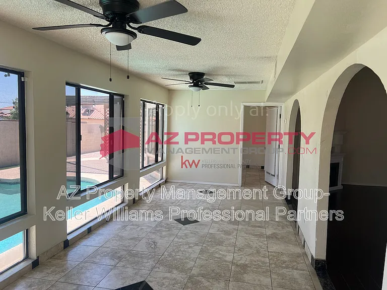 5431 W Cochise Dr — Photo 8