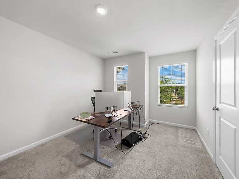 3021 Montlawn Pl — Photo 30