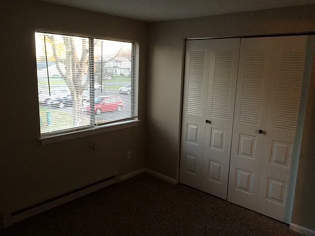 2 bed, 900 sqft, $1,200 — Photo 3