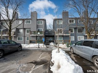 14 Newtown Road #A5, Danbury, CT 06810