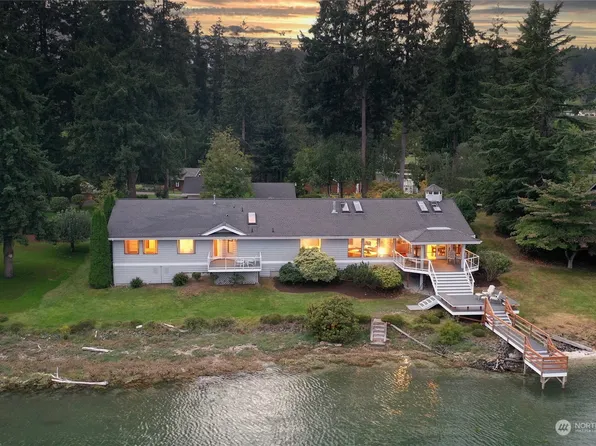 17034 Scandia Court NW, Poulsbo, WA 98370